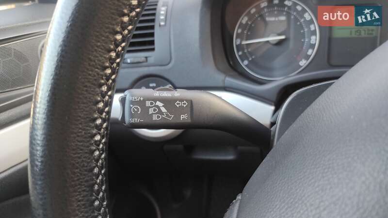 Лифтбек Skoda Octavia 2006 в Одессе