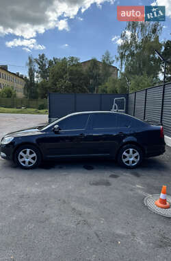 Лифтбек Skoda Octavia 2010 в 