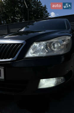Лифтбек Skoda Octavia 2010 в 