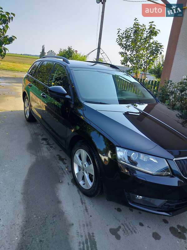 Универсал Skoda Octavia 2016 в Борщеве
