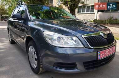 Універсал Skoda Octavia 2010 в Чернігові