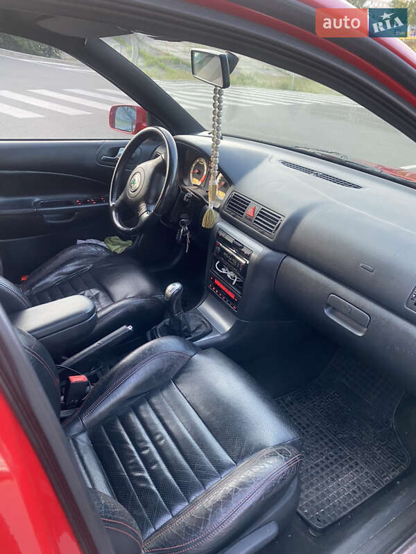 Лифтбек Skoda Octavia 2008 в Киеве