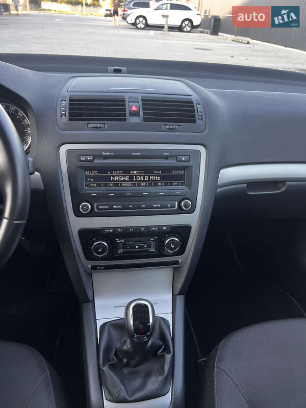 Універсал Skoda Octavia 2011 в Луцьку фото 16 Універсал Skoda Octavia 2011 в Луцьку