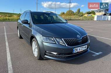 Універсал Skoda Octavia 2017 в Рівному