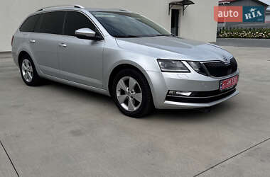 Универсал Skoda Octavia 2020 в Луцке