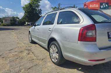 Универсал Skoda Octavia 2010 в 