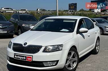 Лифтбек Skoda Octavia 2015 в Львове