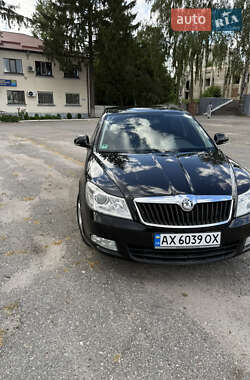Лифтбек Skoda Octavia 2009 в 