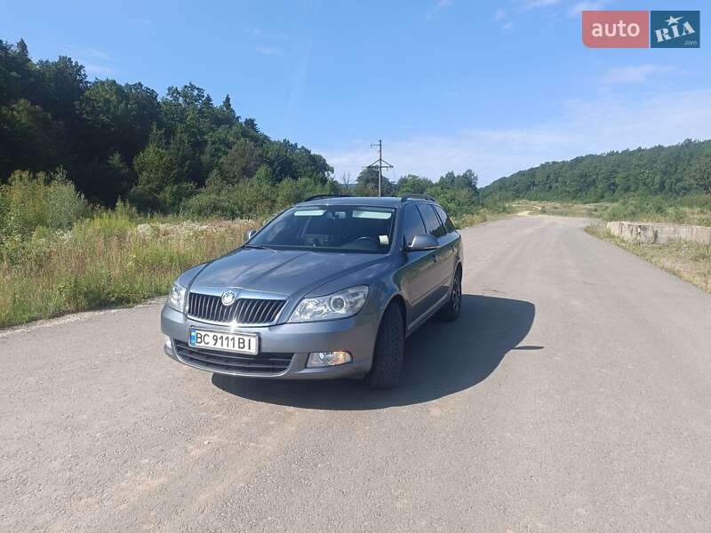 Універсал Skoda Octavia 2012 в Трускавці