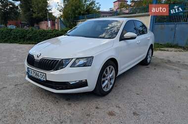 Лифтбек Skoda Octavia 2019 в 