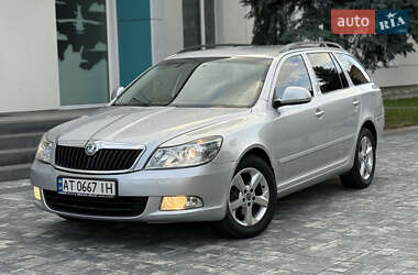Универсал Skoda Octavia 2012 в Стрые