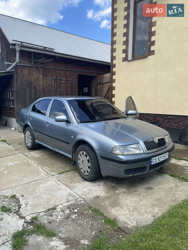 Лифтбек Skoda Octavia 2001 в Черновцах