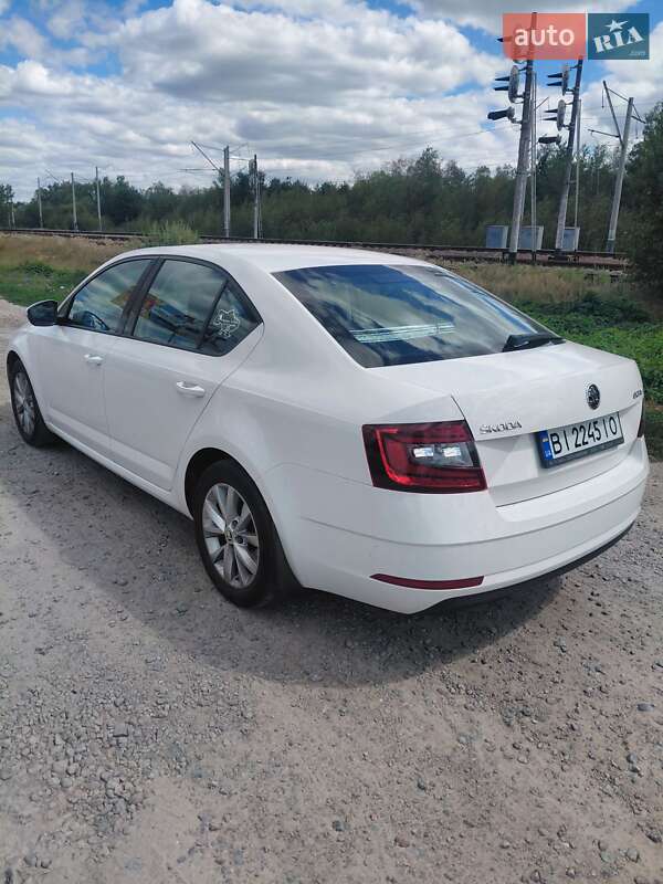 Лифтбек Skoda Octavia 2017 в Кременчуге