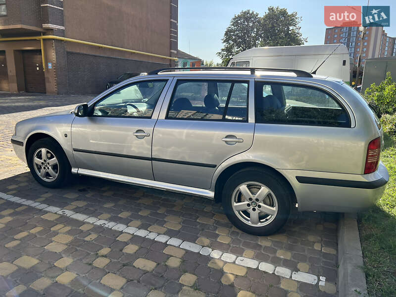 Универсал Skoda Octavia 2010 в Виннице