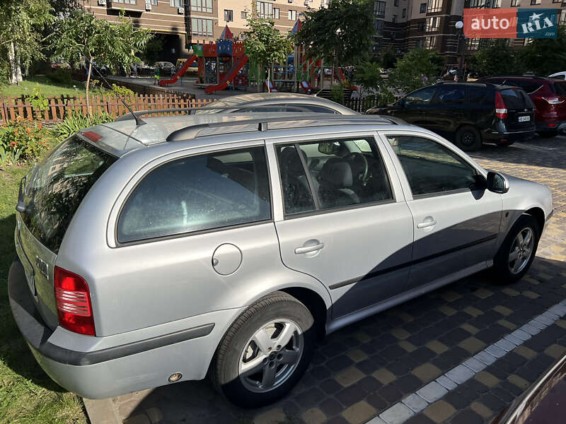 Универсал Skoda Octavia 2010 в Виннице