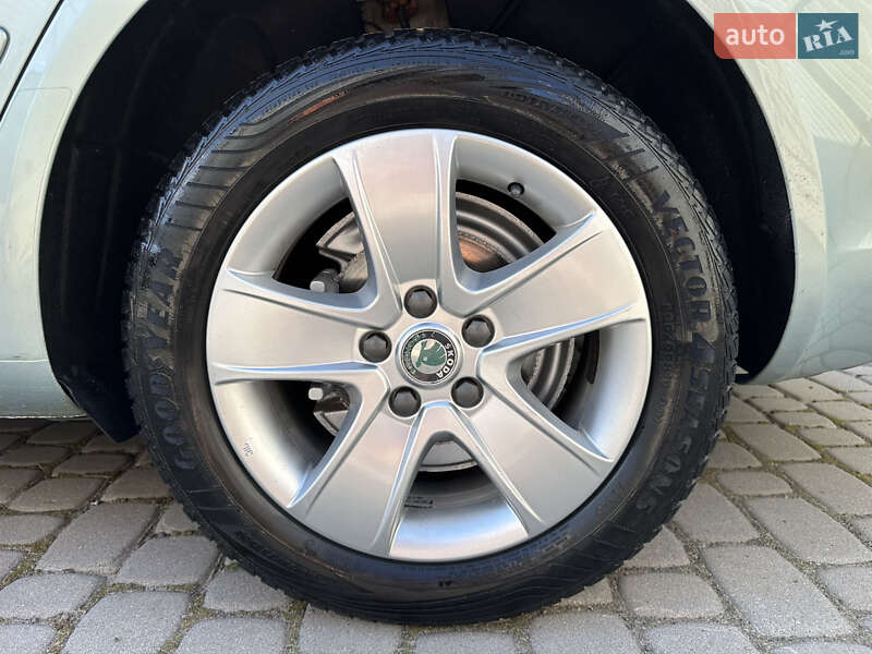 Универсал Skoda Octavia 2010 в Львове фото 27 Универсал Skoda Octavia 2010 в Львове