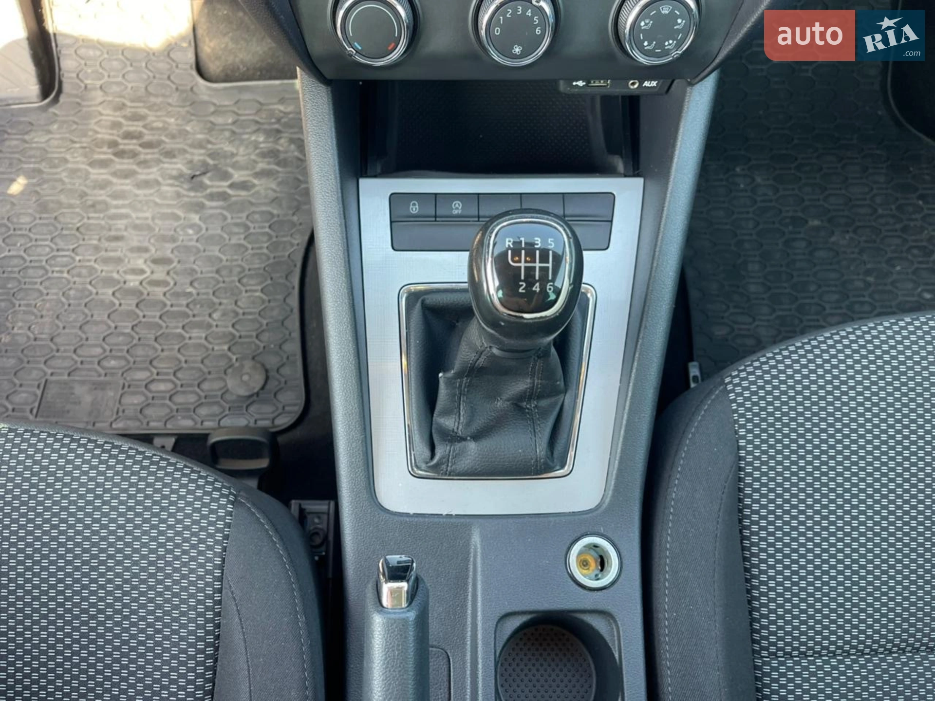 2014 Skoda Octavia - мініатюра 19