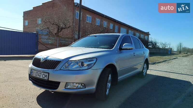 Лифтбек Skoda Octavia 2012 в Зенькове
