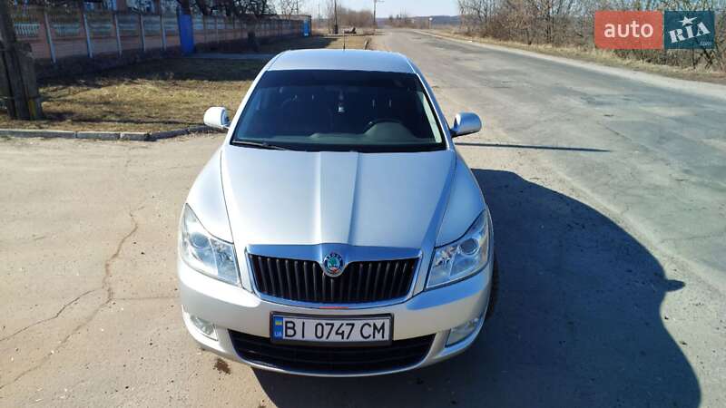 Лифтбек Skoda Octavia 2012 в Зенькове