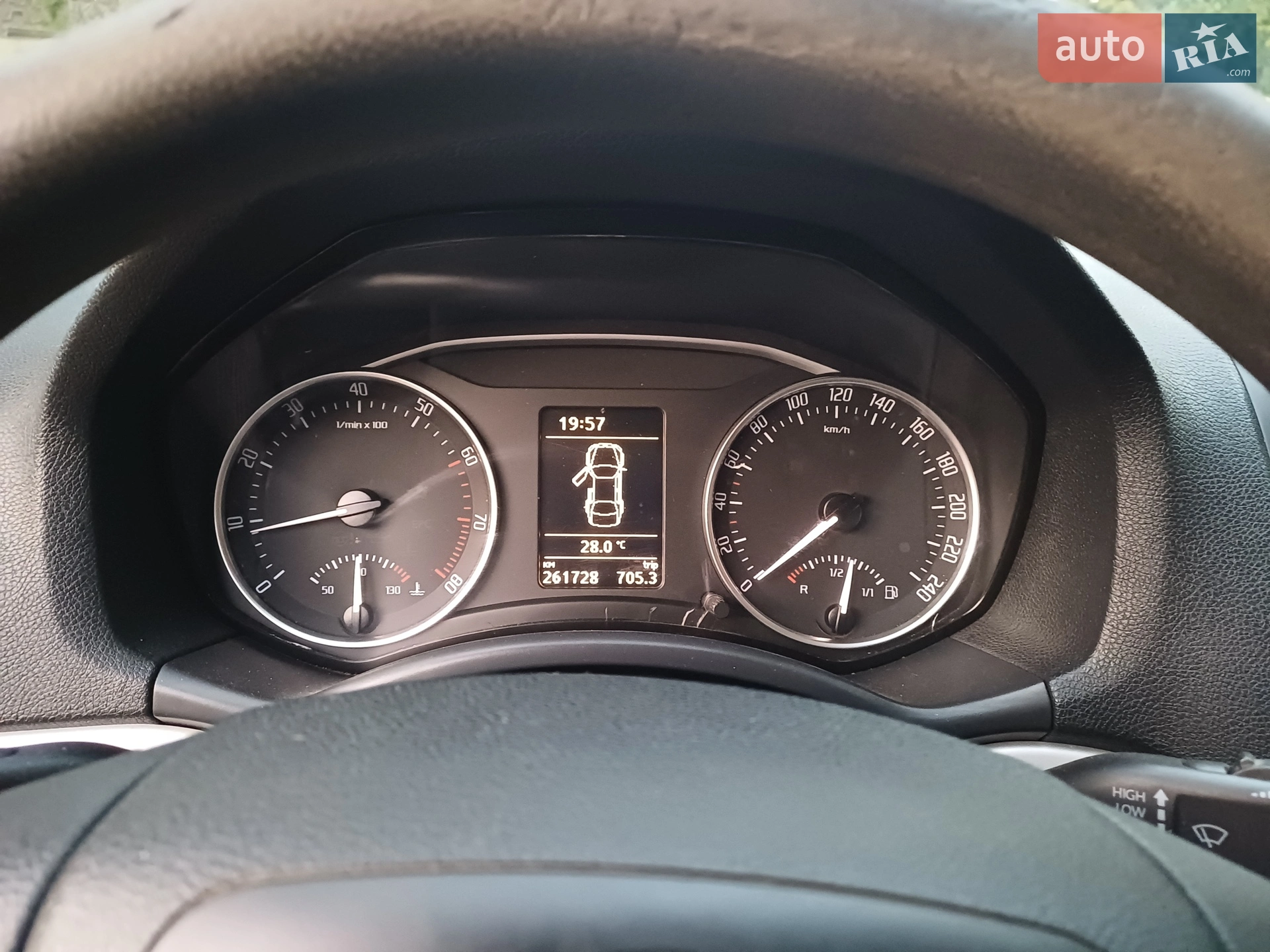 2011 Skoda Octavia - мініатюра 9