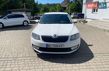 Лифтбек Skoda Octavia 2015 в Жовкве
