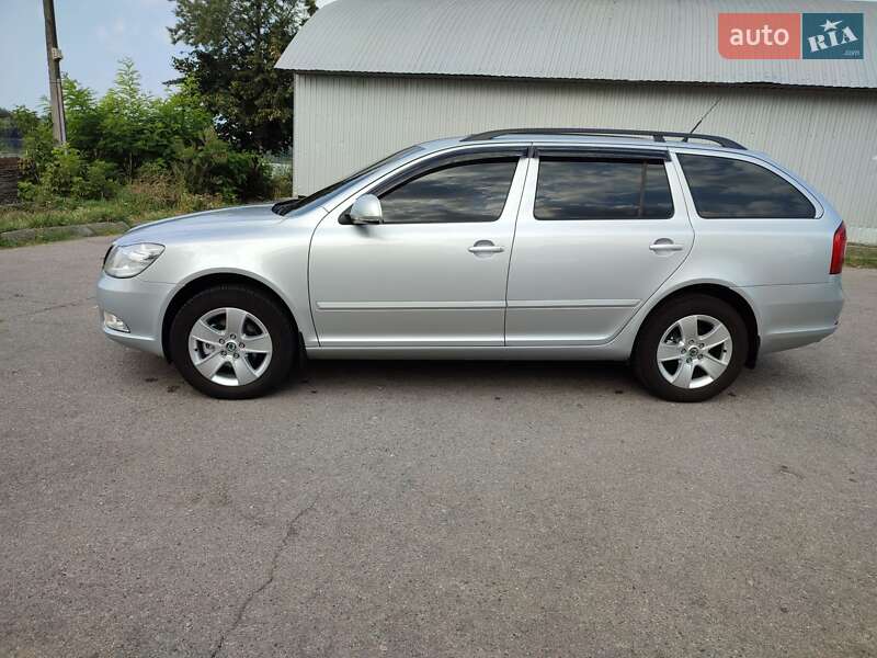 Універсал Skoda Octavia 2010 в Бердичеві
