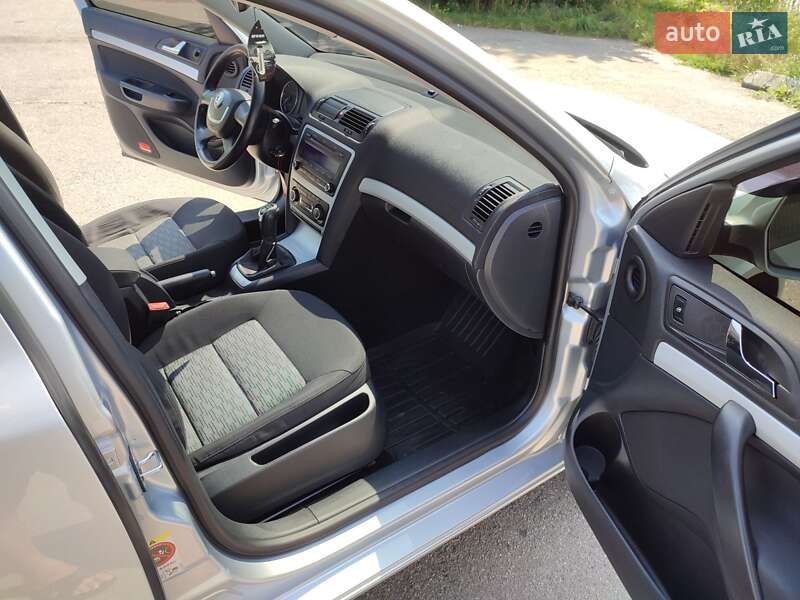 Універсал Skoda Octavia 2010 в Бердичеві