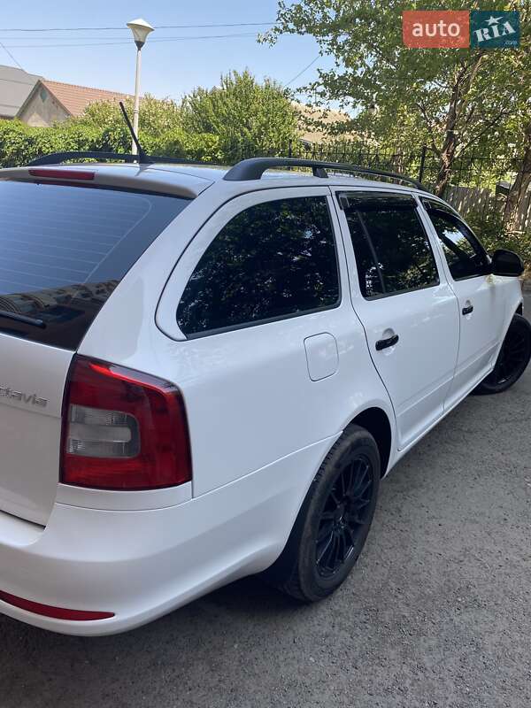 Універсал Skoda Octavia 2013 в Одесі фото 5 Універсал Skoda Octavia 2013 в Одесі