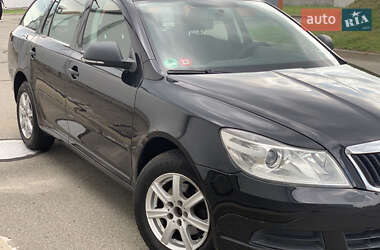 Универсал Skoda Octavia 2012 в 