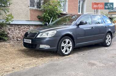 Универсал Skoda Octavia 2010 в Калуше