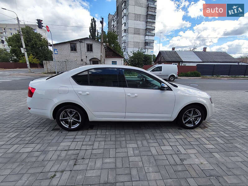 Лифтбек Skoda Octavia 2014 в Житомире фото 2 Лифтбек Skoda Octavia 2014 в Житомире
