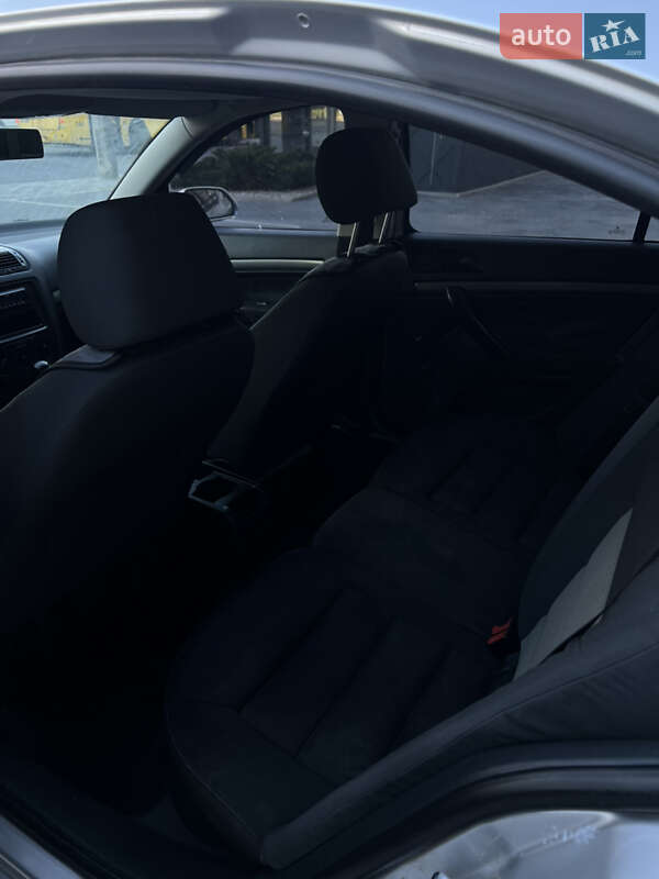 Лифтбек Skoda Octavia 2005 в Полтаве