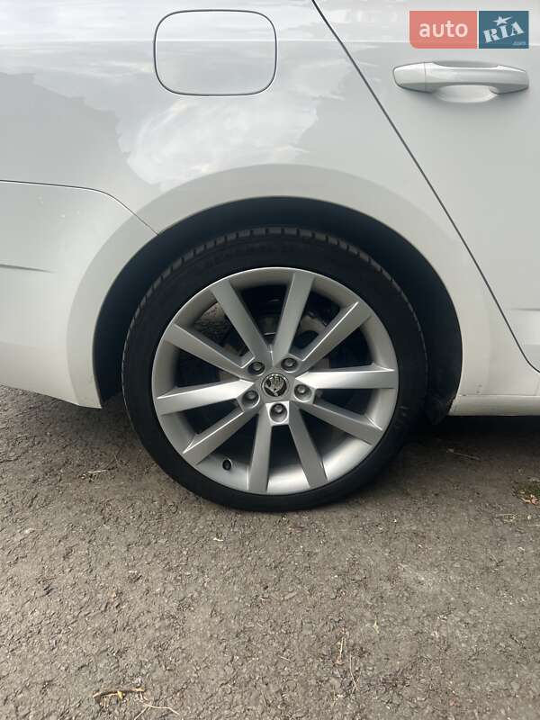 Универсал Skoda Octavia 2017 в Хмельницком