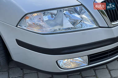 Лифтбек Skoda Octavia 2006 в 