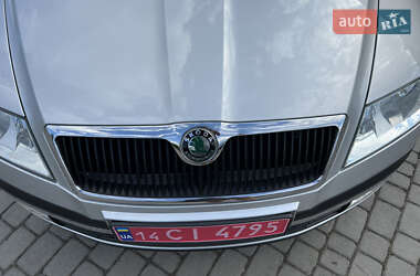 Лифтбек Skoda Octavia 2006 в 