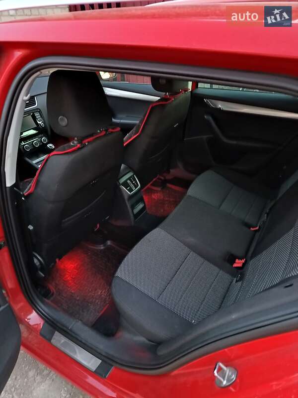 Универсал Skoda Octavia 2014 в Луцке