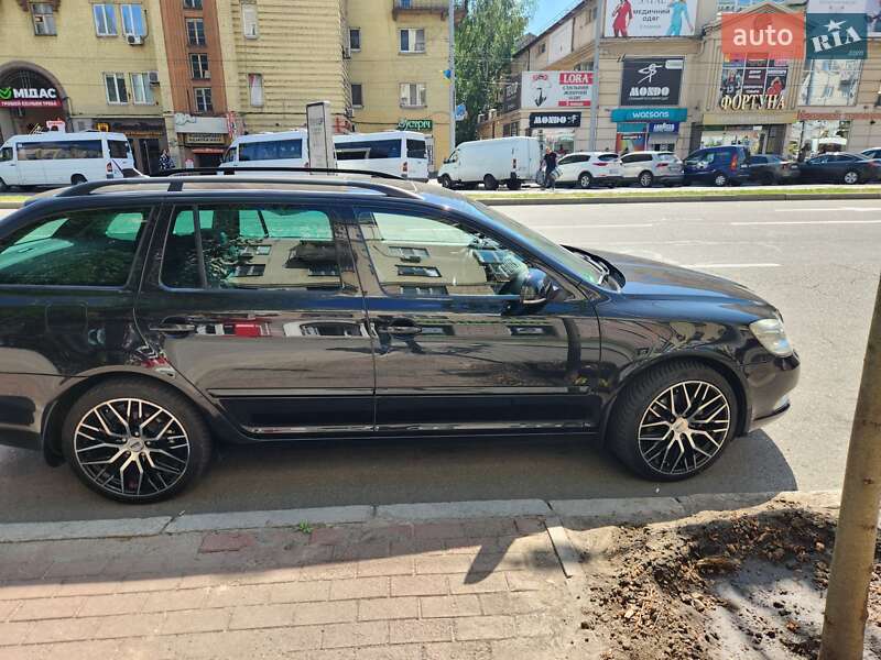 Универсал Skoda Octavia 2010 в Запорожье