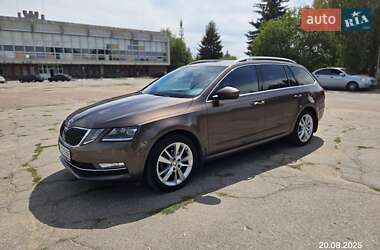 Универсал Skoda Octavia 2017 в Кропивницком