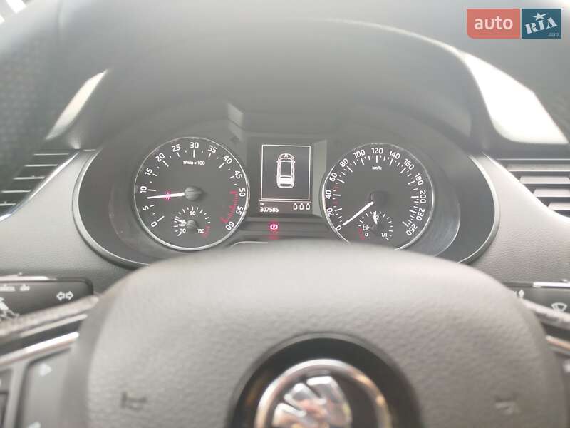 Універсал Skoda Octavia 2015 в Борисполі
