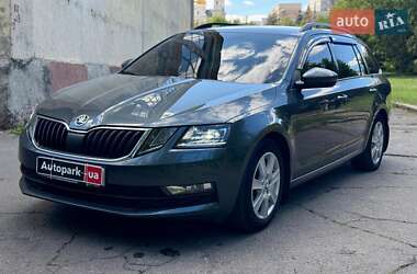 Універсал Skoda Octavia 2017 в  Універсал Skoda Octavia 2017 в