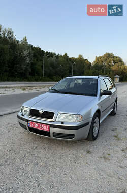 Универсал Skoda Octavia 2010 в 