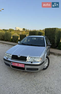 Универсал Skoda Octavia 2010 в 