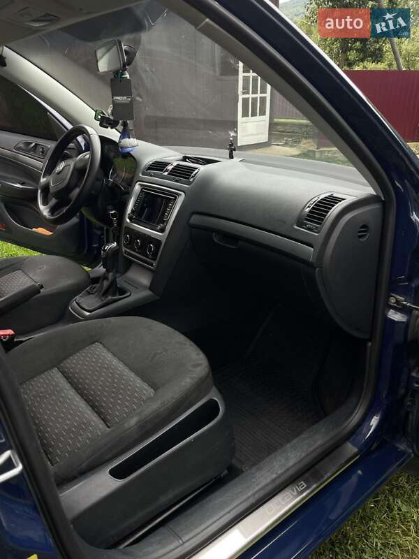 Універсал Skoda Octavia 2012 в Івано-Франківську