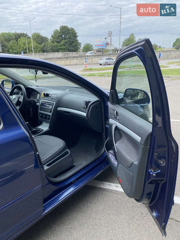 Ліфтбек Skoda Octavia 2010 в Львові фото 10 Ліфтбек Skoda Octavia 2010 в Львові