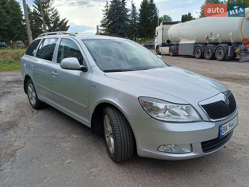 Skoda Octavia 2011
