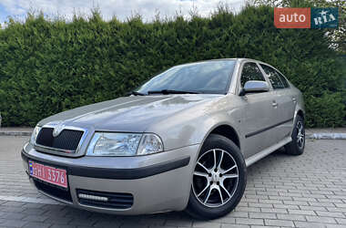 Лифтбек Skoda Octavia 2009 в Луцке