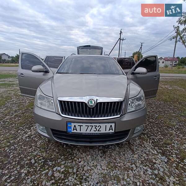 Универсал Skoda Octavia 2011 в Ивано-Франковске
