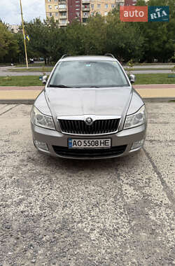 Універсал Skoda Octavia 2010 в Ужгороді