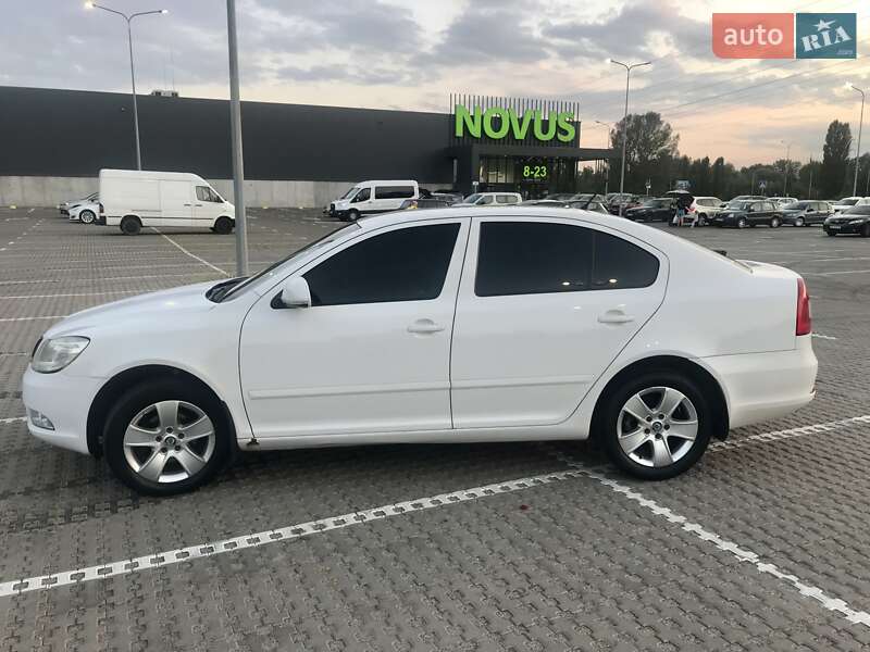 Лифтбек Skoda Octavia 2011 в Киеве фото 3 Лифтбек Skoda Octavia 2011 в Киеве