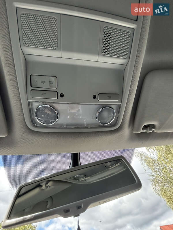 Універсал Skoda Octavia 2015 в Виноградові